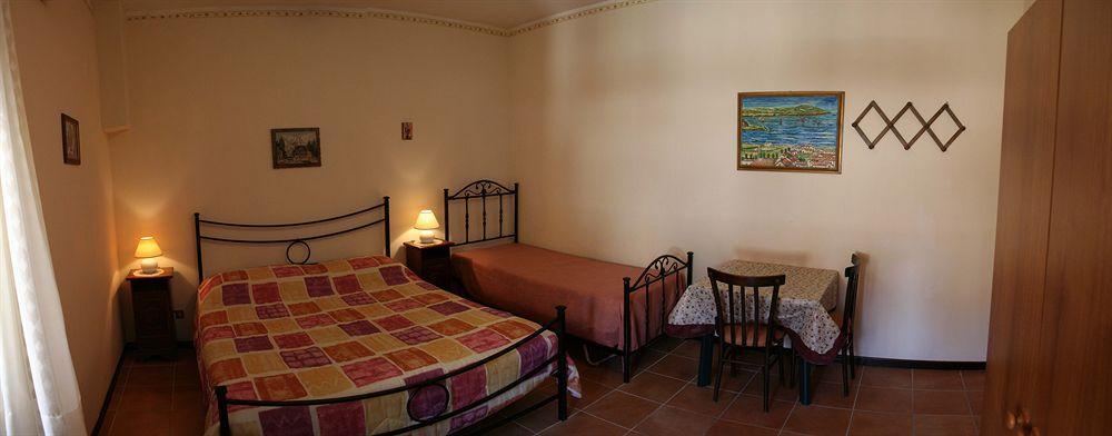 Etna Bed & Breakfast เบลปาสโซ ภายนอก รูปภาพ